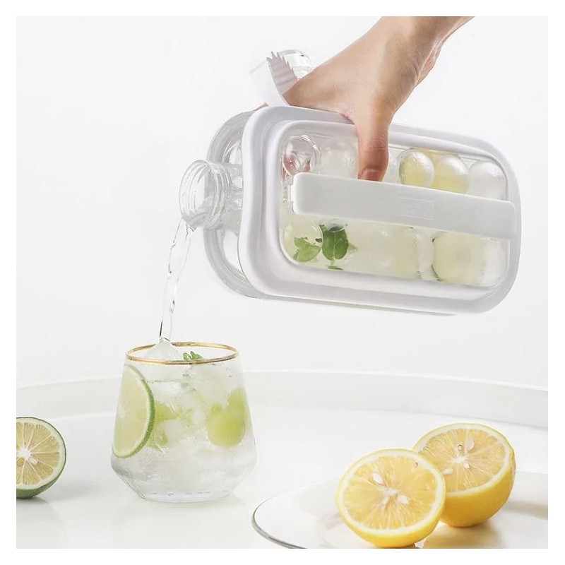 Bottiglia d'acqua 2 in 1 e macchina per cubetti...