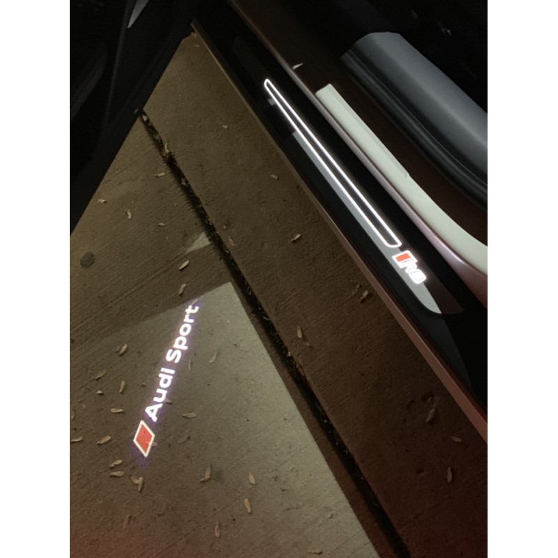 Luci sottoporta Audi Sport con filo