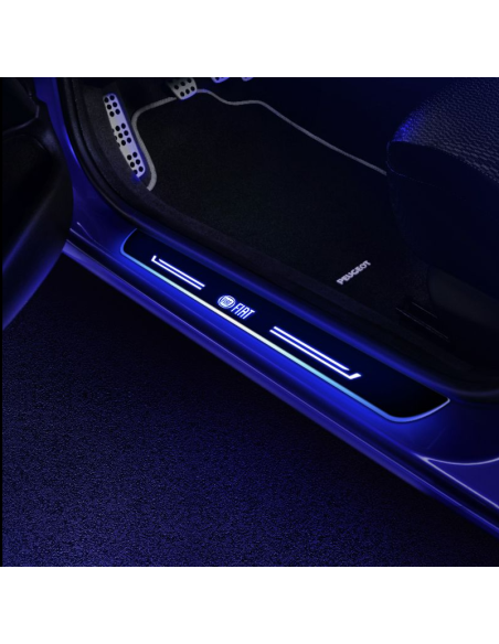 4pz anteriore e posteriore battitacco LED Fiat RGB senza fili adesivo