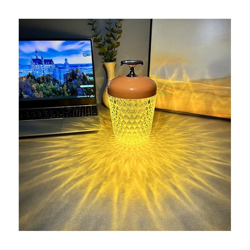 Lampada da tavolo a forma di pigna di...