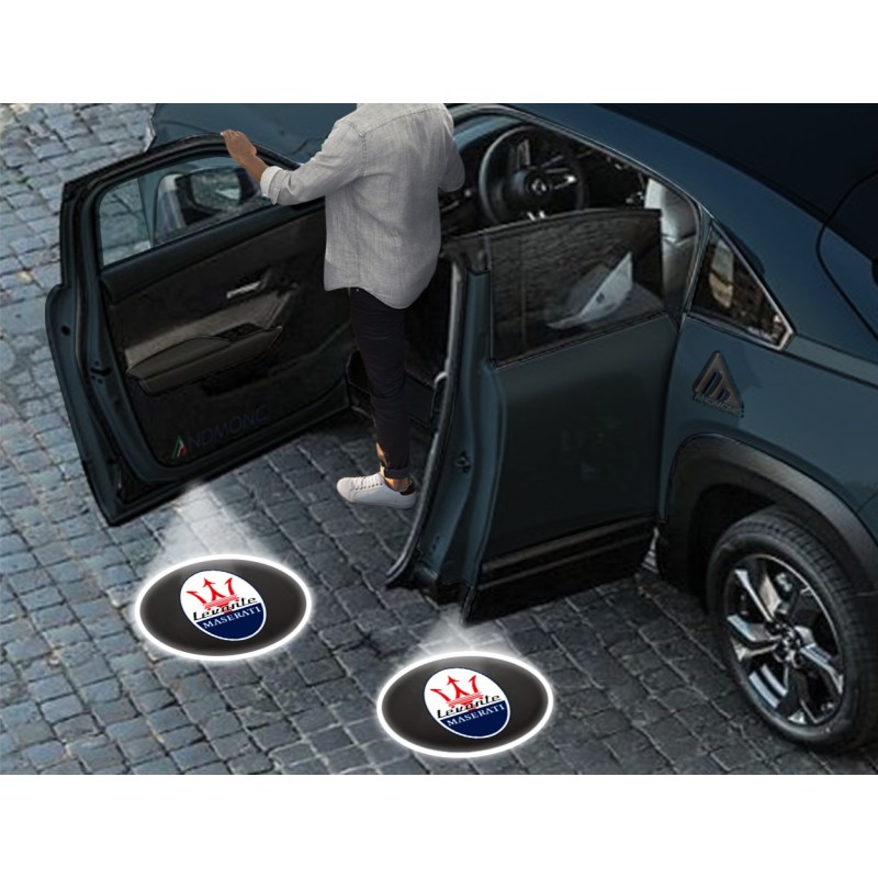 Luci sottoporta Maserati Levante kit Carbonio