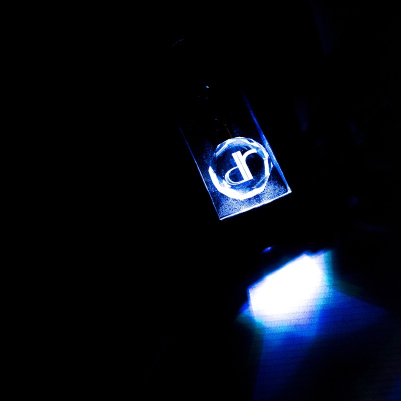 Portachiavi led logo DR