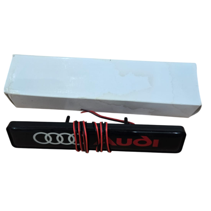 Distintivo griglia anteriore con luce LED Audi