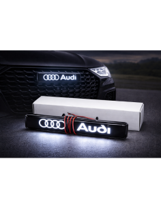 copy of Distintivo griglia anteriore con luce LED Audi
