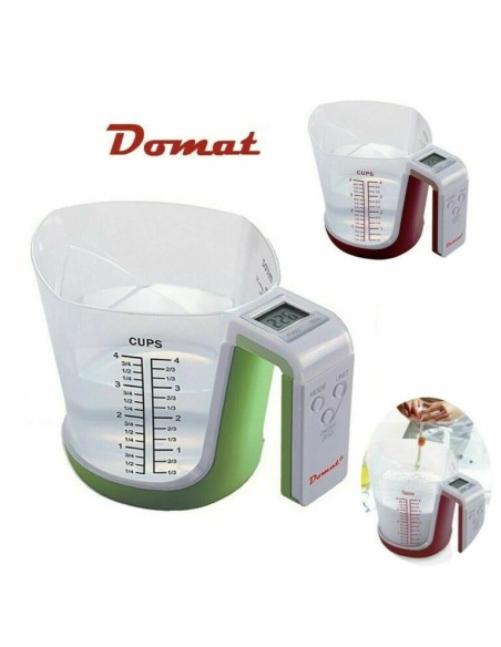 Bilancia digitale e caraffa graduata