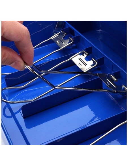 Cassaforte di sicurezza con chiavi e vassoio