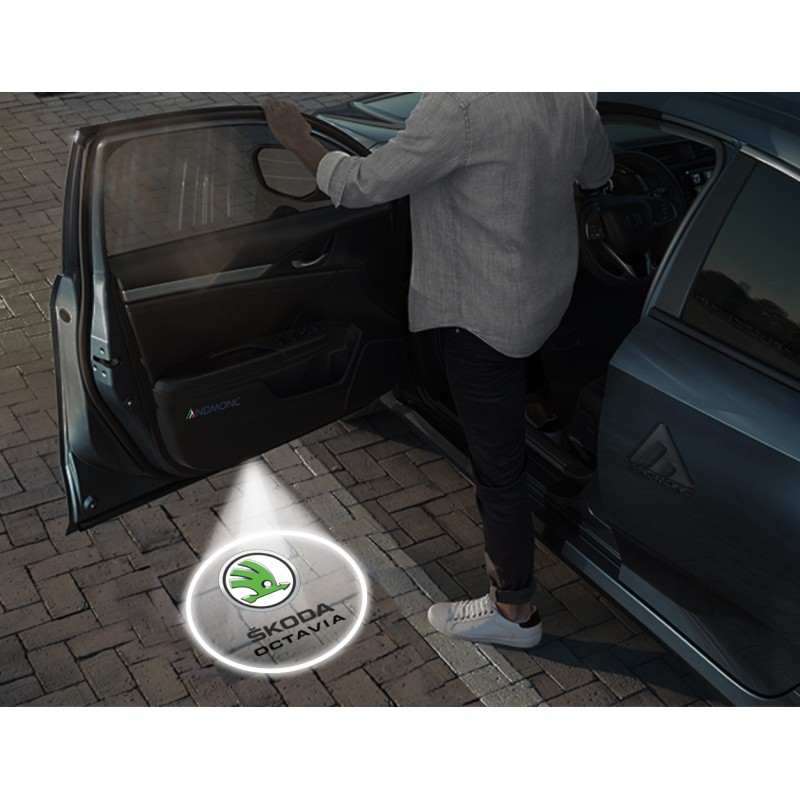 Škoda Octavia Carbon-Style Wireless Car Door Logo Projector Lights
