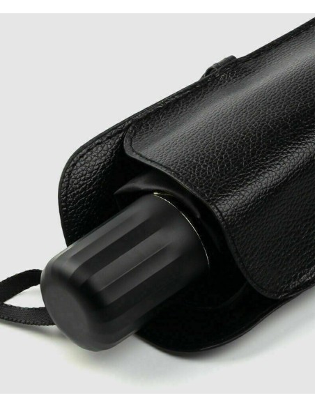 Folding windscreen sunshade - handle and storage detail